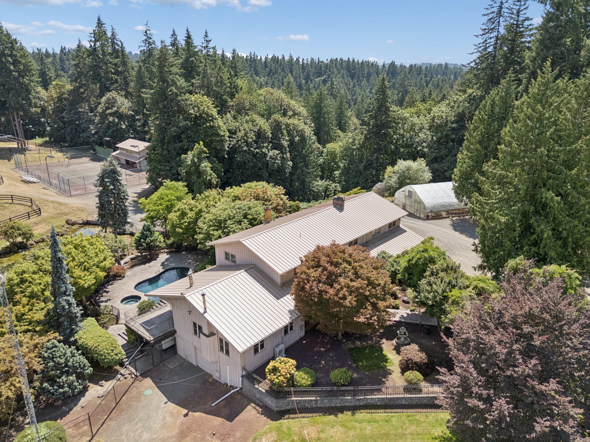 Equestrian Property in Oregon City, Oregon